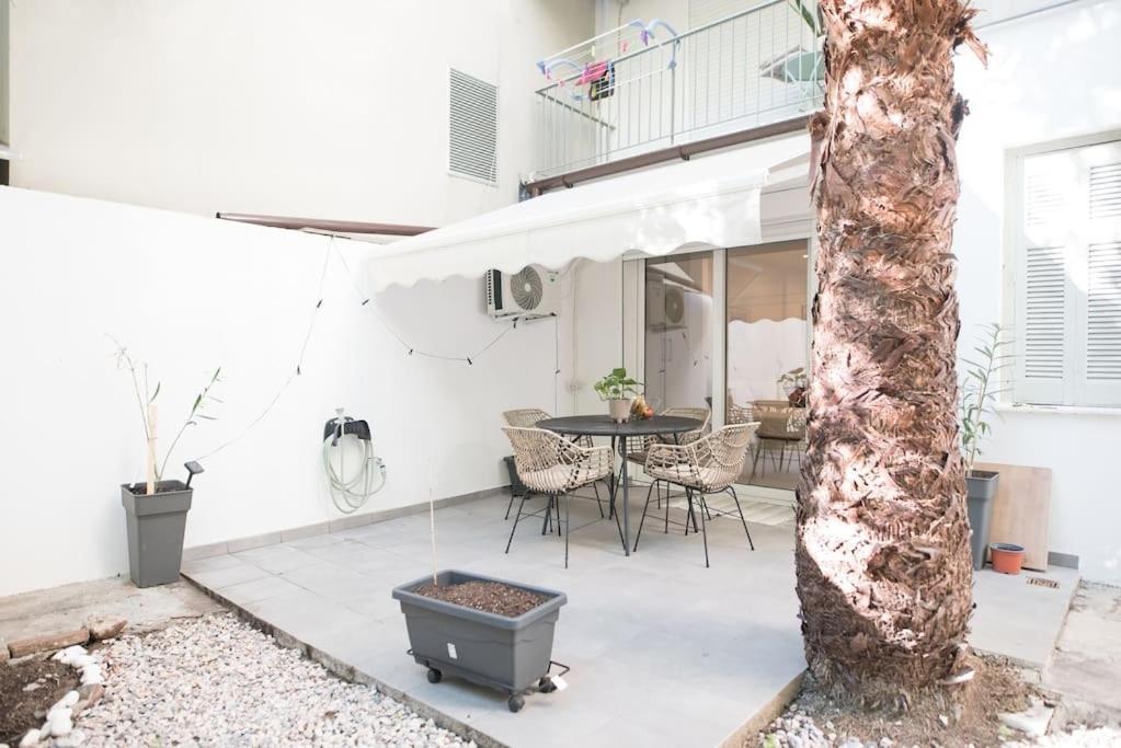 Luxury Studio With Garden Next To Acropolis Atina Dış mekan fotoğraf