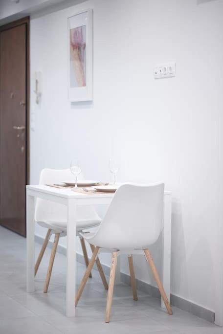 Luxury Studio With Garden Next To Acropolis Atina Dış mekan fotoğraf
